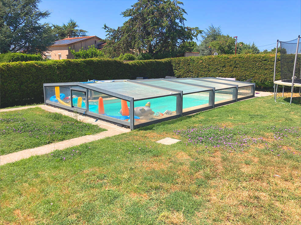 Maison à LA BEGUDE-DE-MAZENC