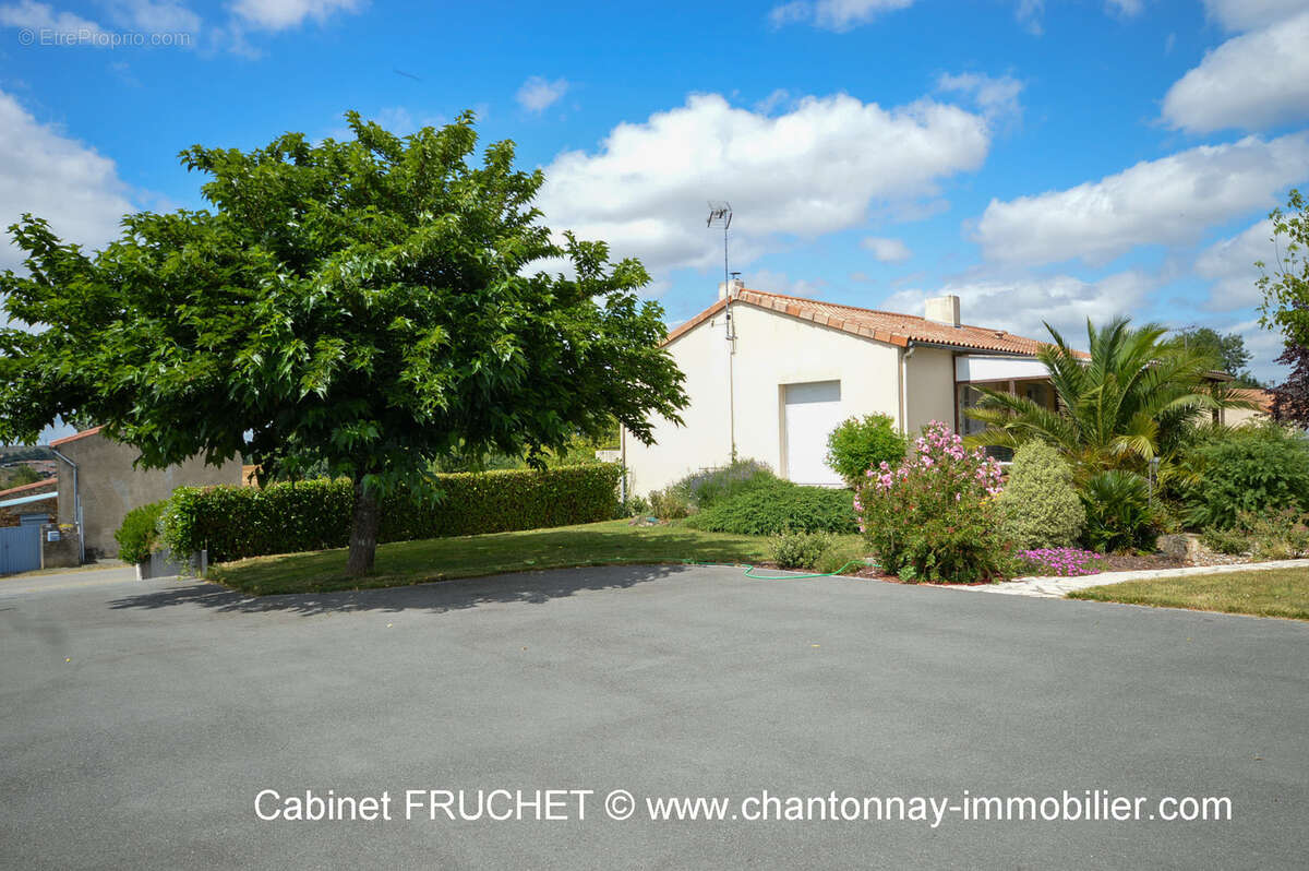 Maison à MONSIREIGNE