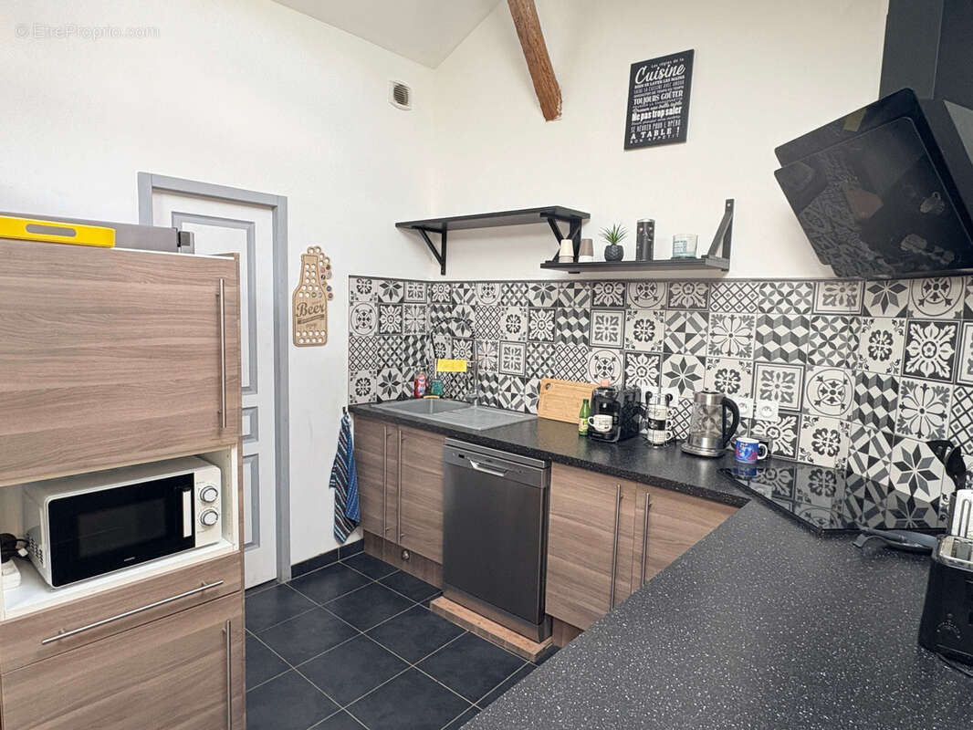 Appartement à VAUX-EN-BEAUJOLAIS