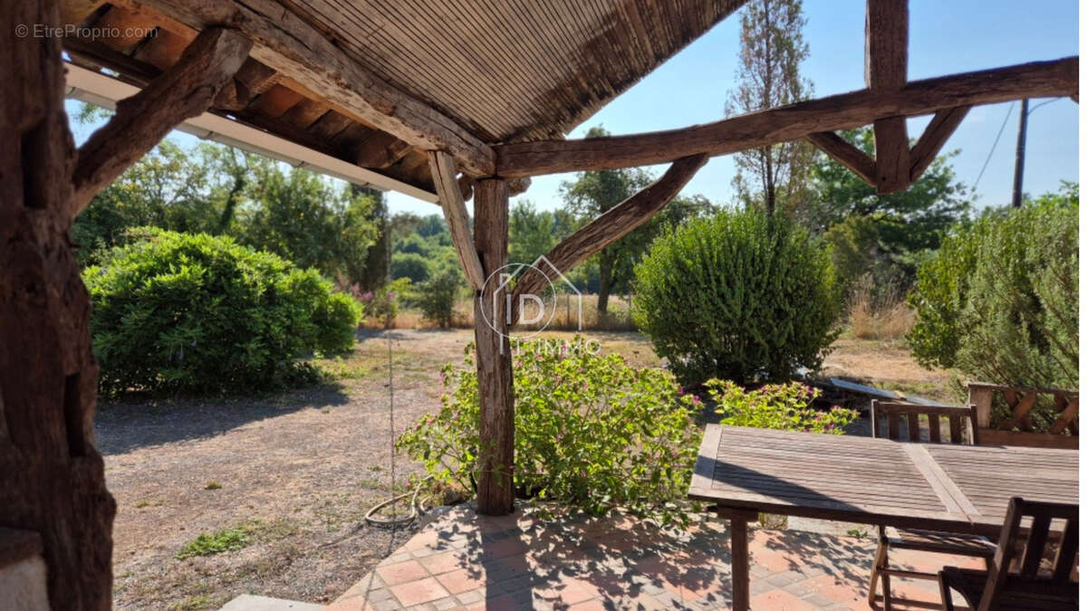 Maison à MONTPON-MENESTEROL