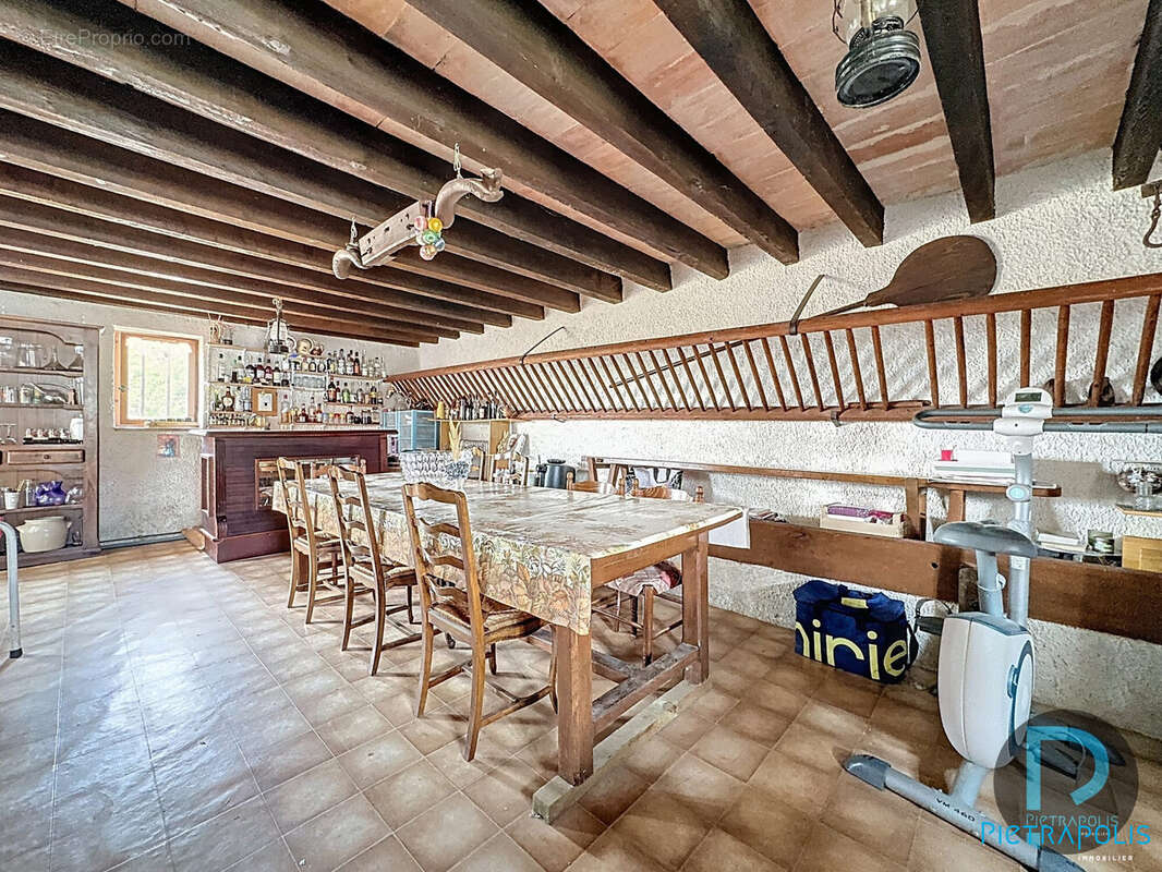 Maison à SAINT-CYR-SUR-MENTHON