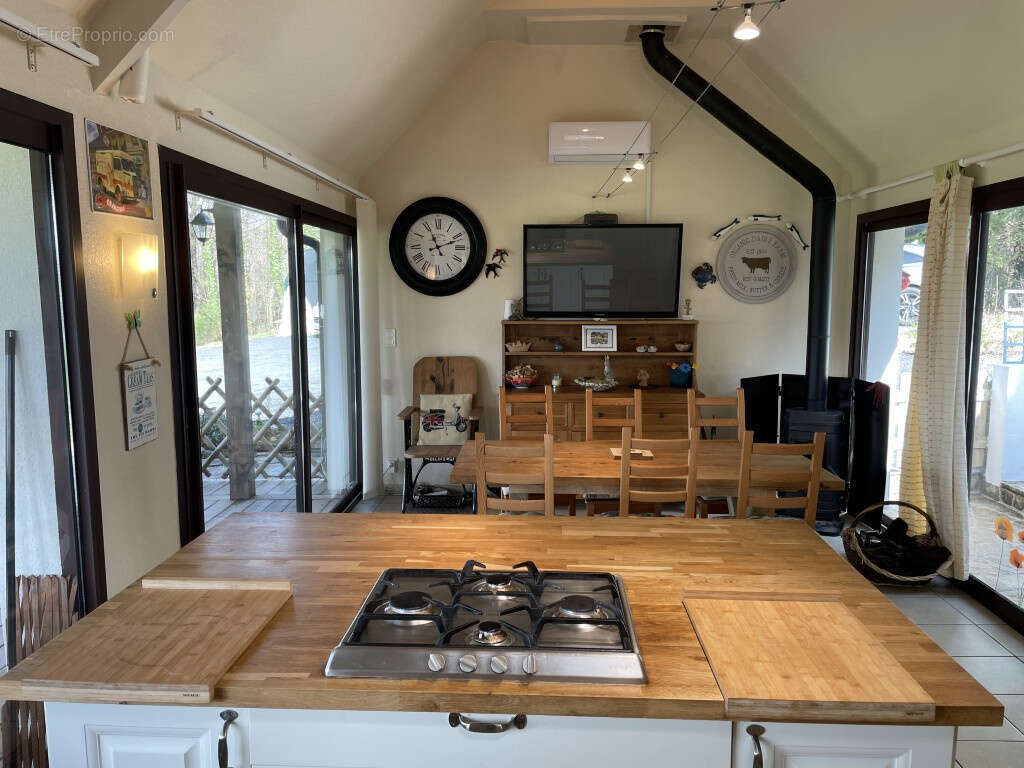 Maison à SAINT-SORNIN-LAVOLPS