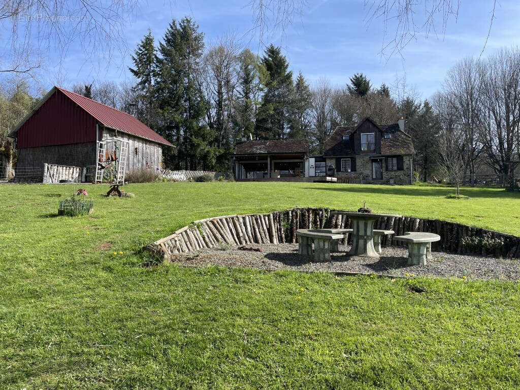 Maison à SAINT-SORNIN-LAVOLPS