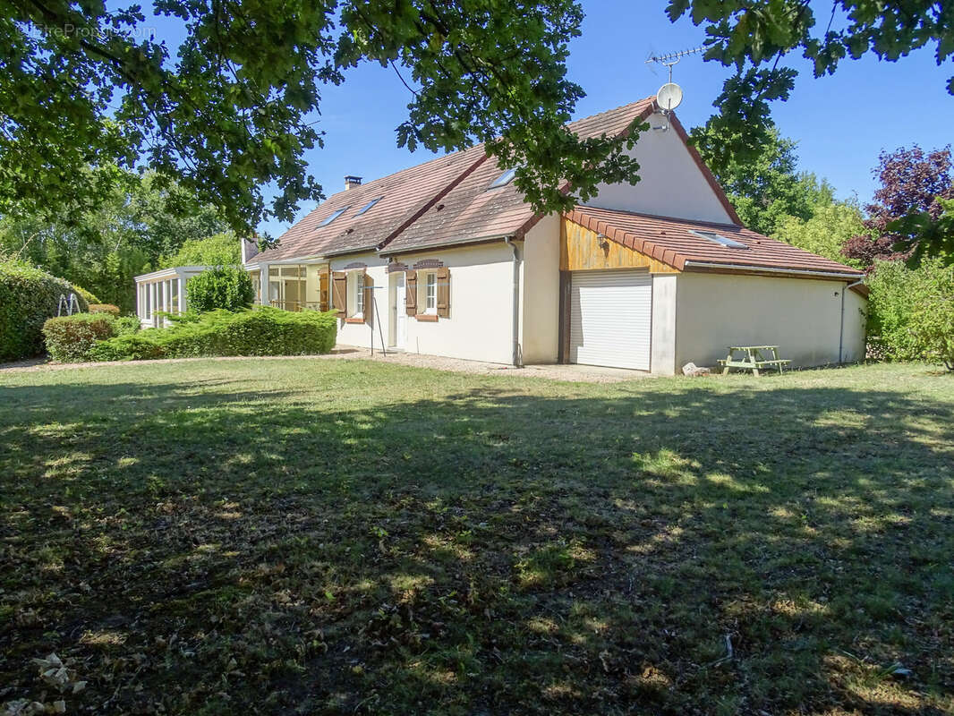 Maison à CHATRES-SUR-CHER