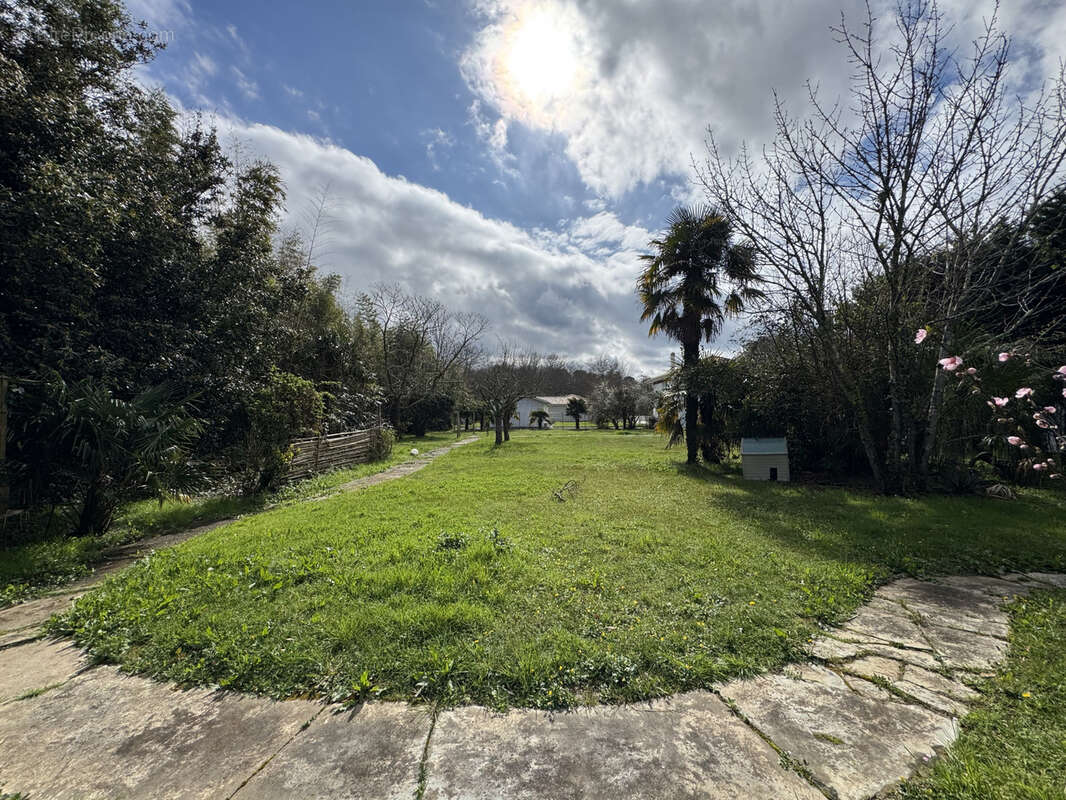 Terrain à BOUCAU