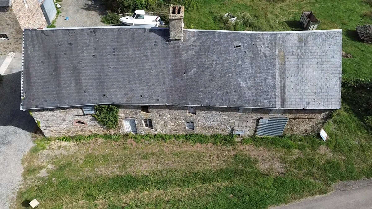 Maison à SAINT-SAUVEUR-LA-POMMERAYE