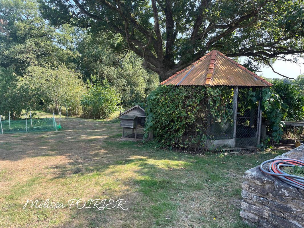 Maison à MORTAGNE-SUR-SEVRE