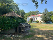 Maison à MORTAGNE-SUR-SEVRE