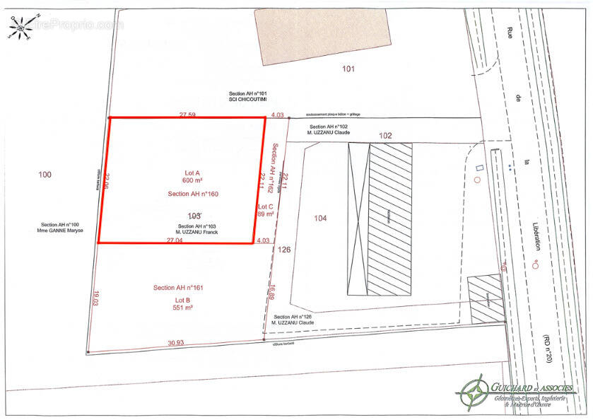 Terrain à MONTAULIN