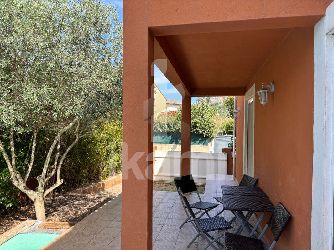 Maison à SAINT-BAUZILLE-DE-PUTOIS