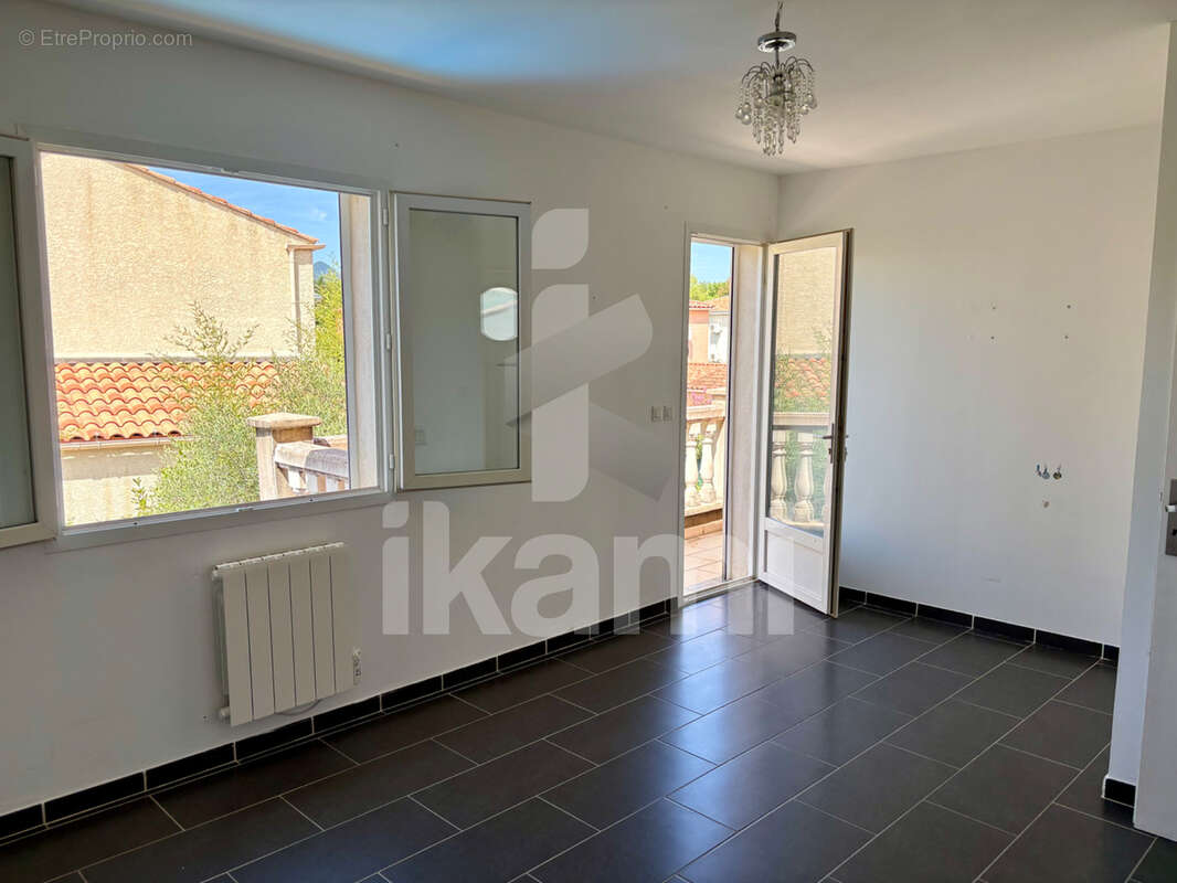 Maison à SAINT-BAUZILLE-DE-PUTOIS