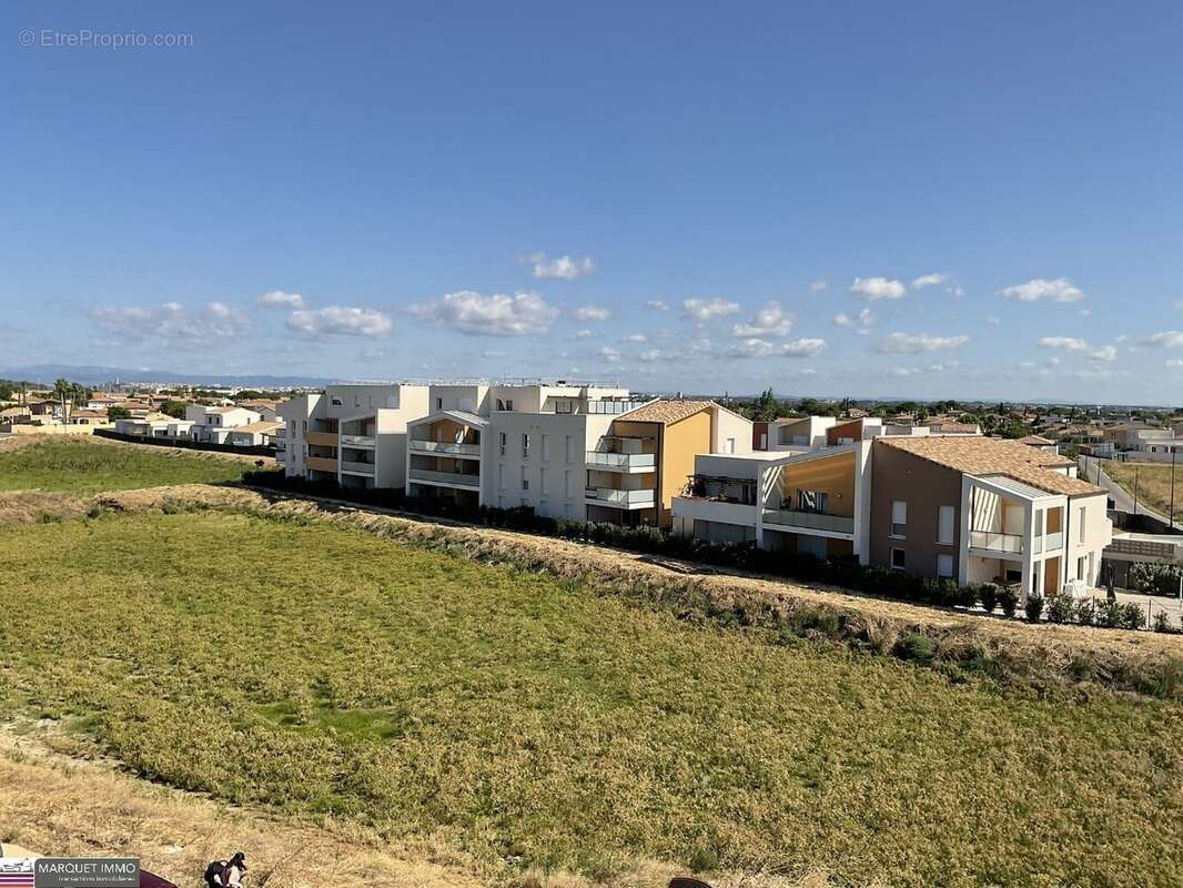 Appartement à SAUVIAN