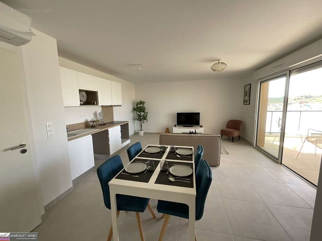 Appartement à SAUVIAN