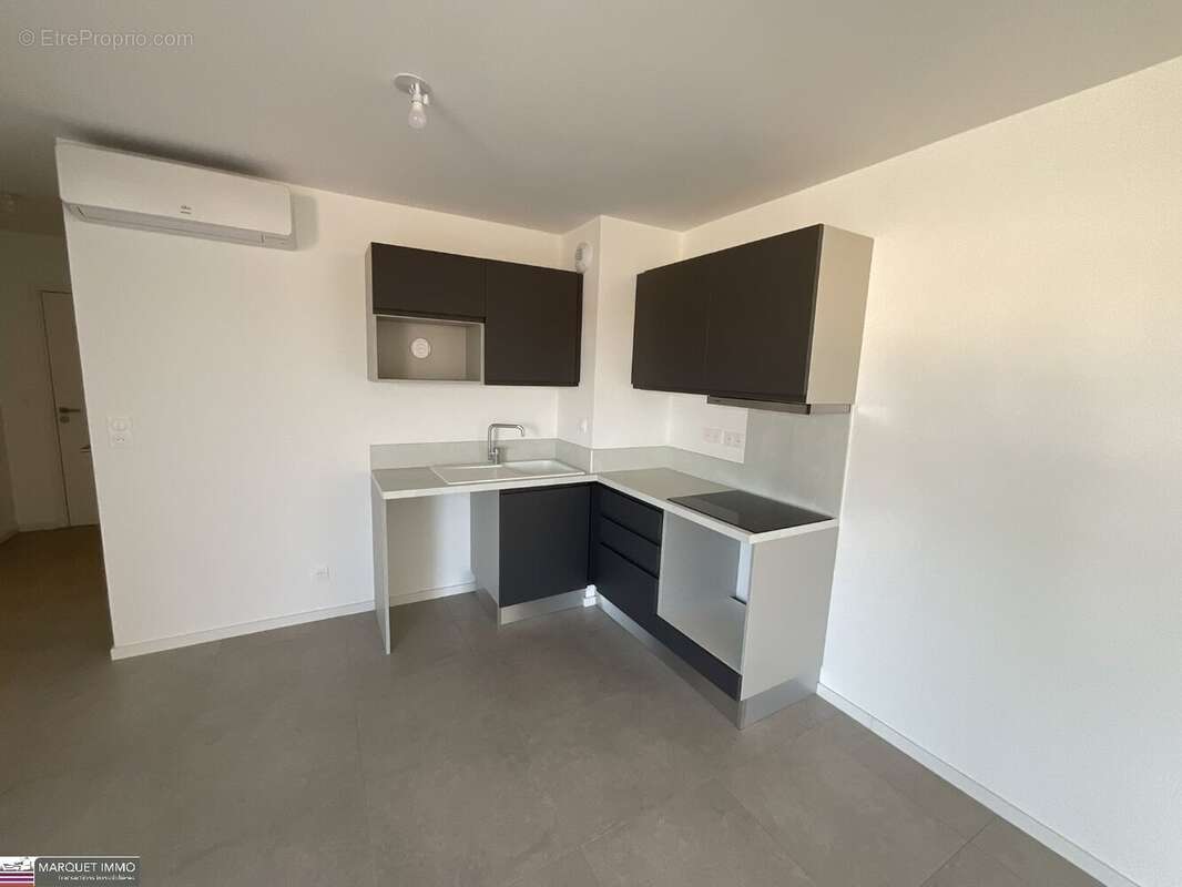 Appartement à SAUVIAN