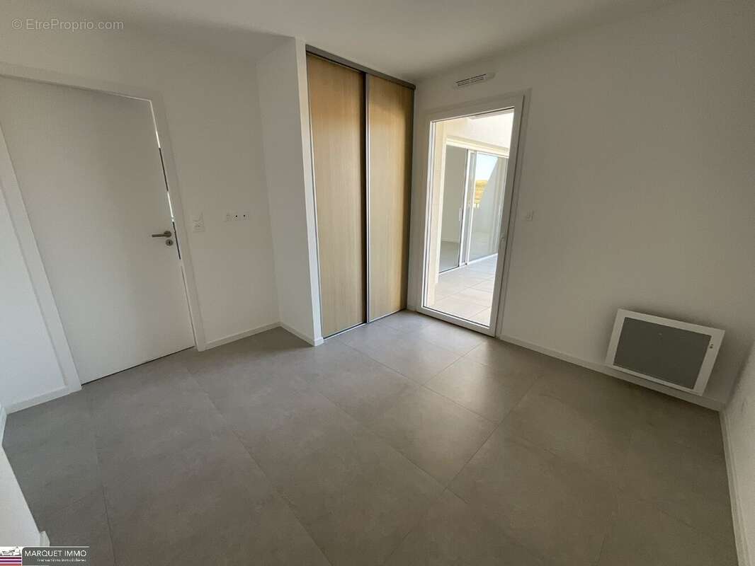 Appartement à SAUVIAN