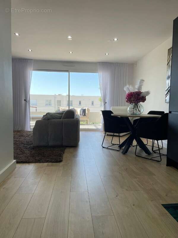 Appartement à TOURBES