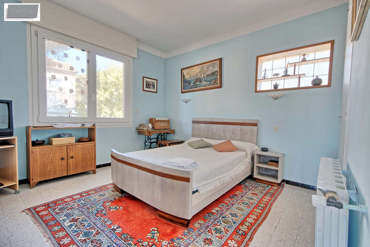 Maison à LA VALETTE-DU-VAR