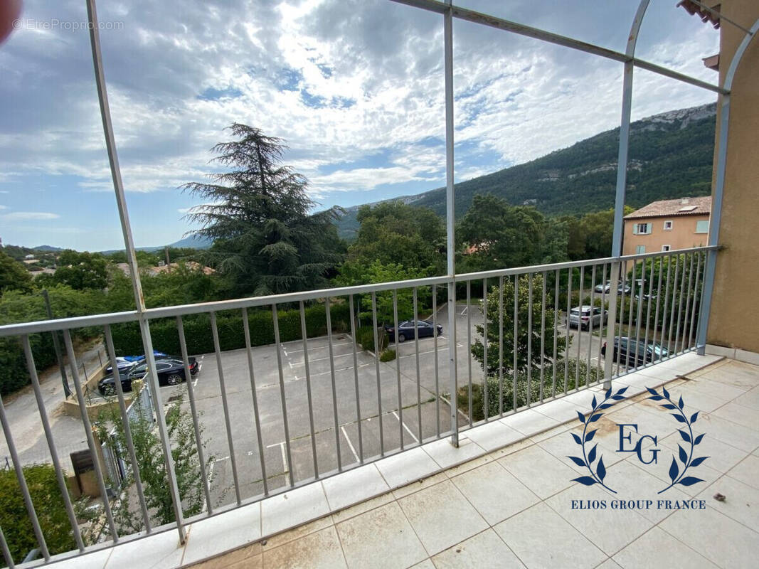 Appartement à PLAN-D&#039;AUPS-SAINTE-BAUME