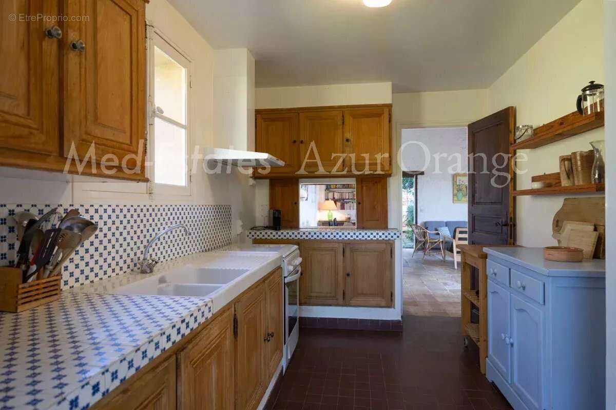 Maison à LA GARDE-FREINET