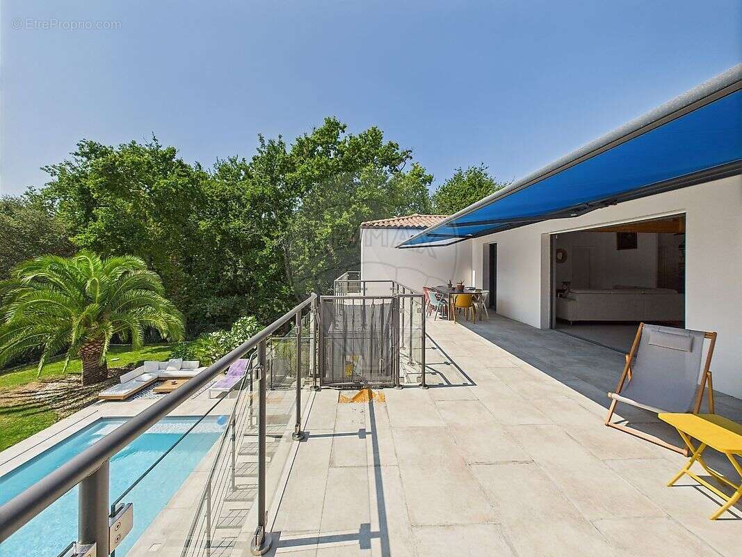 Maison à LES MATHES