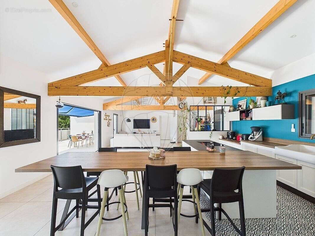 Maison à LES MATHES