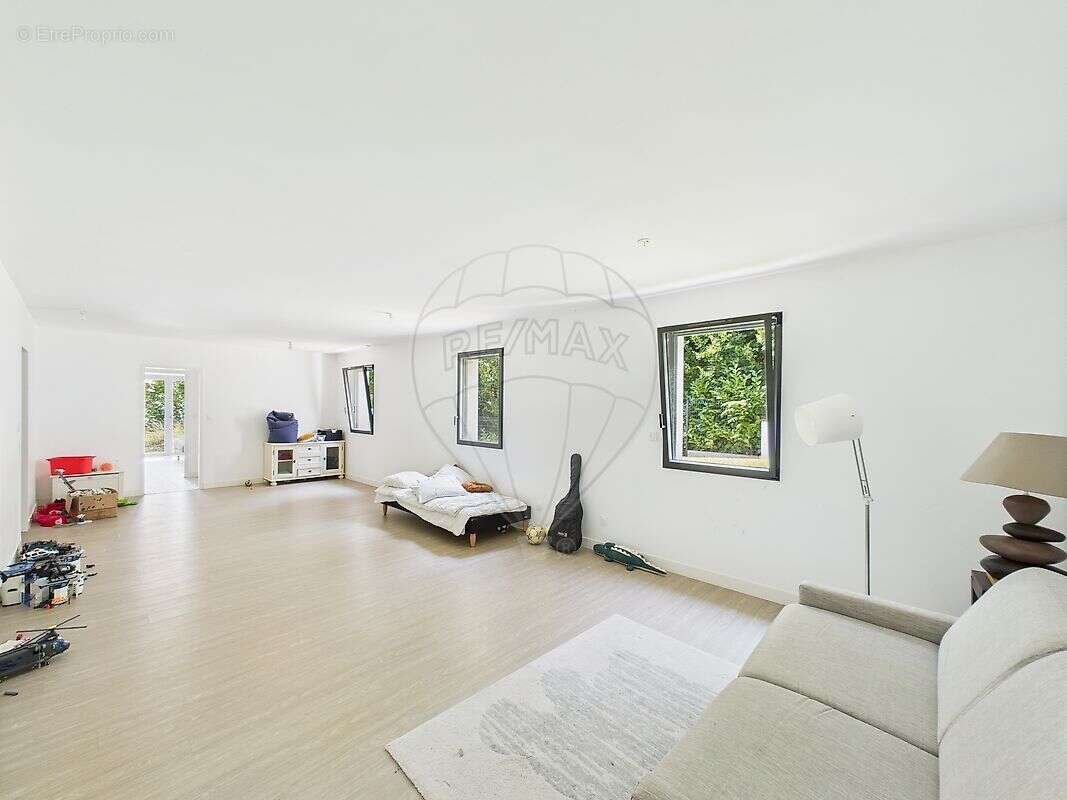 Maison à LES MATHES