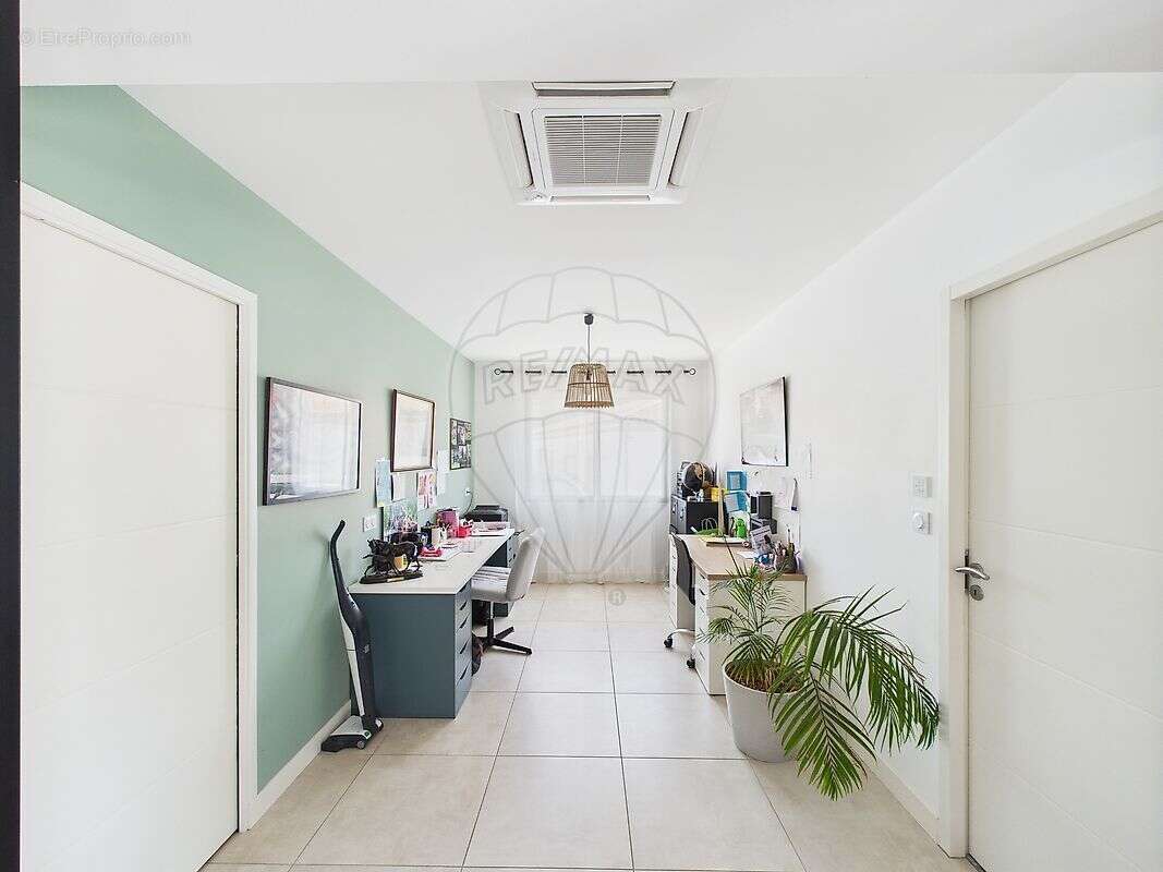 Maison à LES MATHES