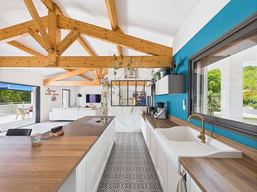 Maison à LES MATHES