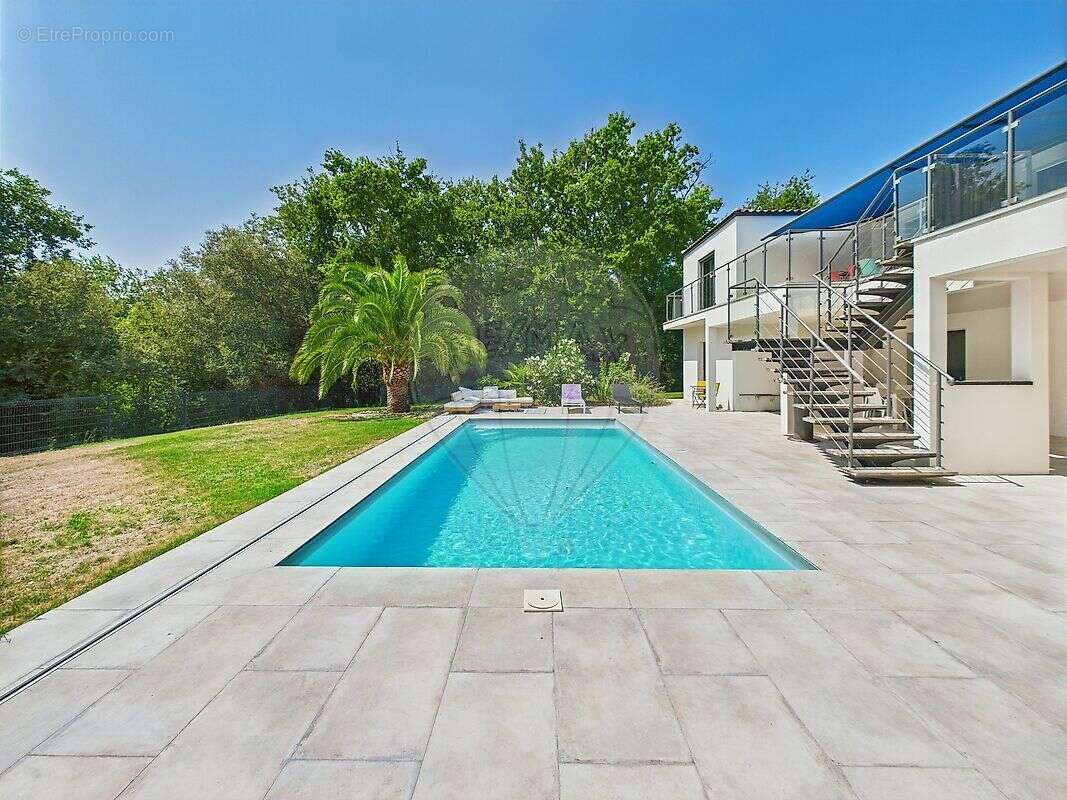 Maison à LES MATHES