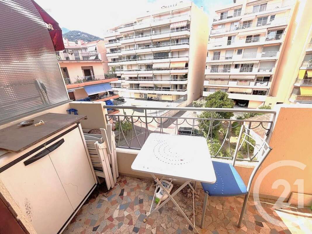 Appartement à ROQUEBRUNE-CAP-MARTIN