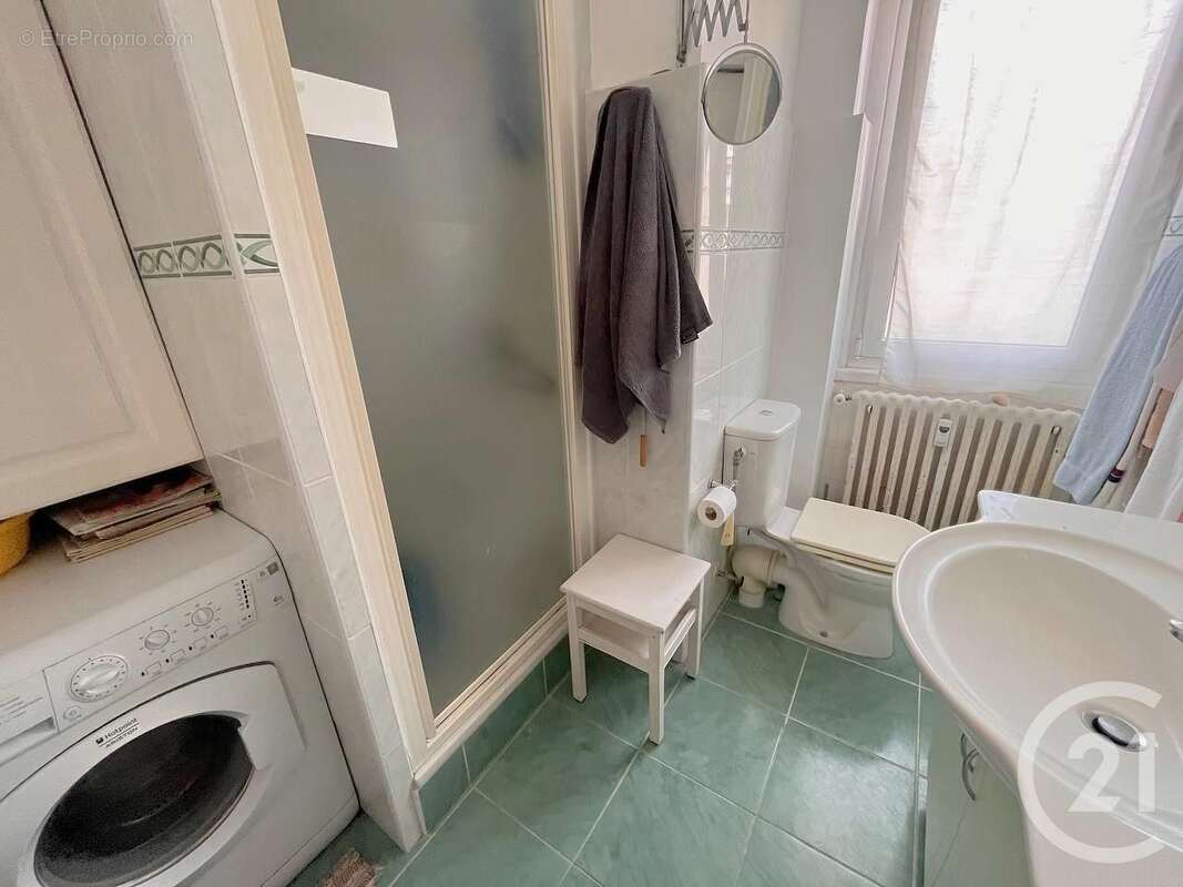 Appartement à ROQUEBRUNE-CAP-MARTIN