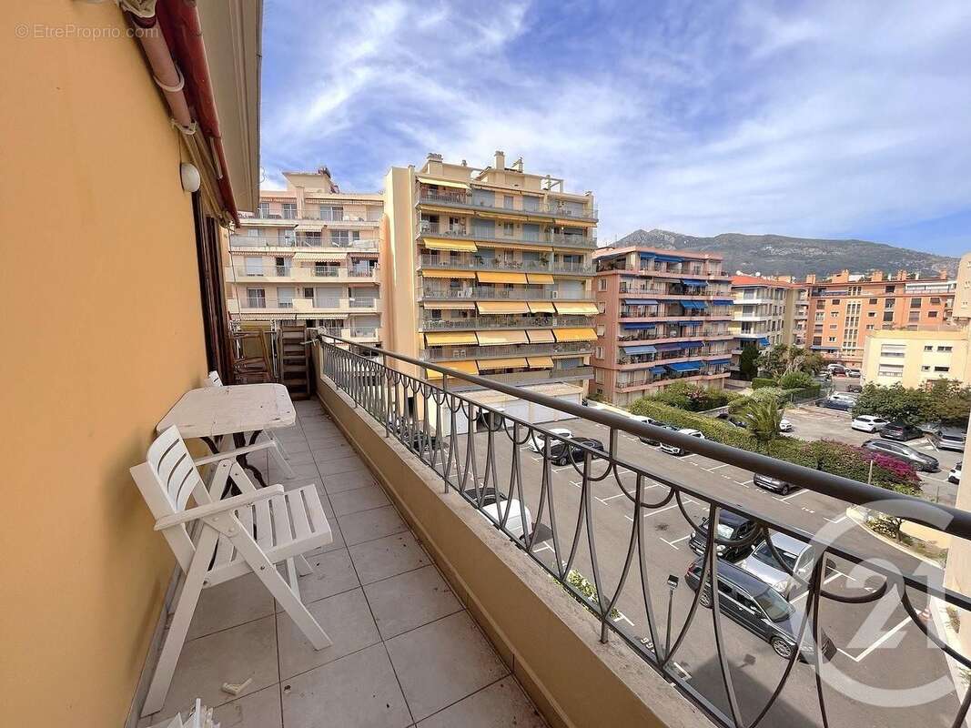 Appartement à ROQUEBRUNE-CAP-MARTIN