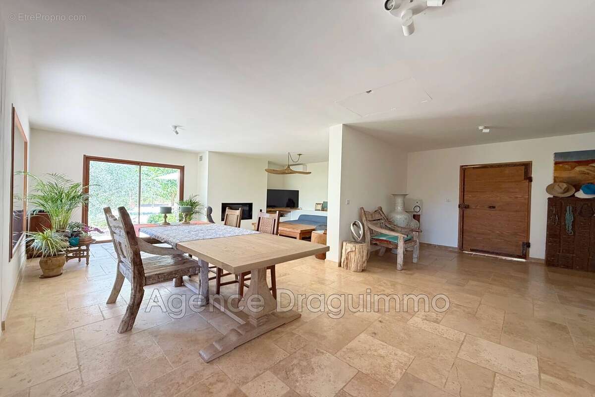 Maison à DRAGUIGNAN