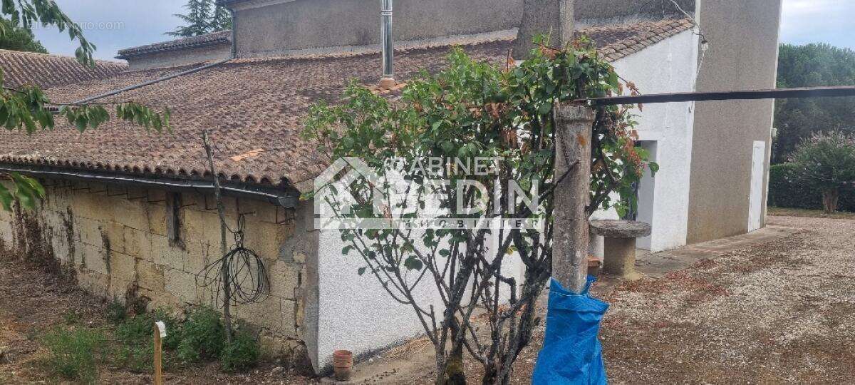 Maison à BEYCHAC-ET-CAILLAU