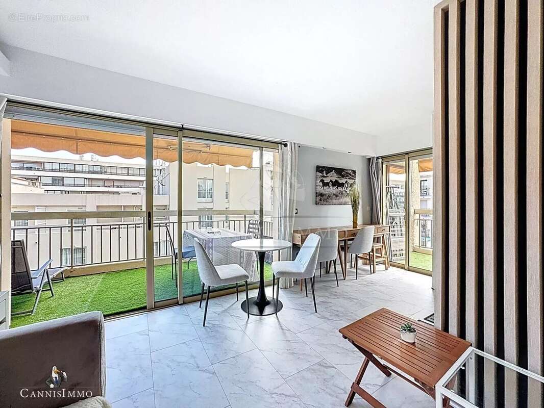 Appartement à CANNES