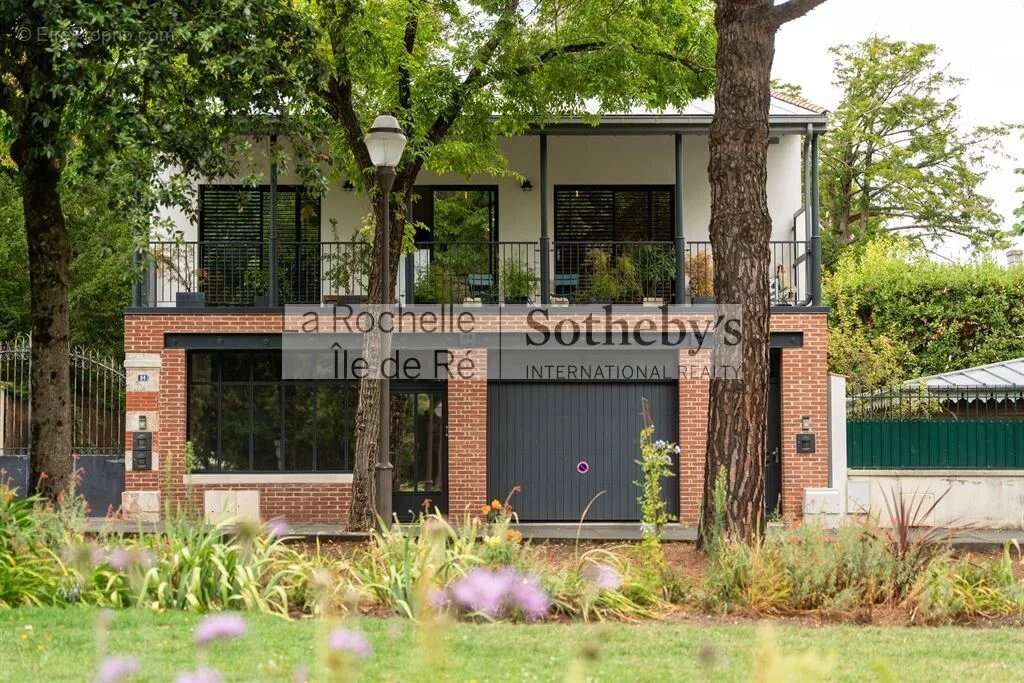 Maison à LA ROCHELLE