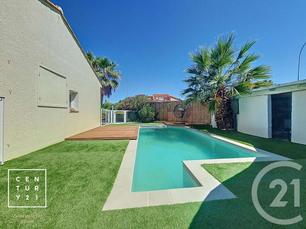 Maison à SAINT-ESTEVE