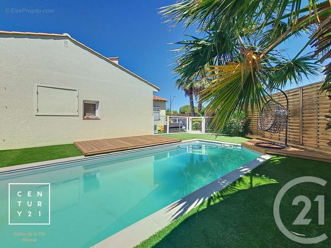 Maison à SAINT-ESTEVE