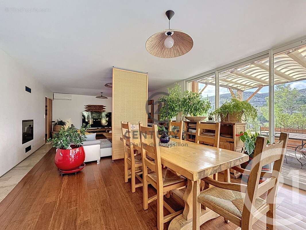 Maison à CASES-DE-PENE