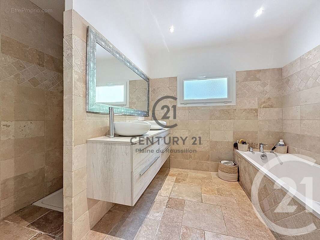 Maison à CASES-DE-PENE