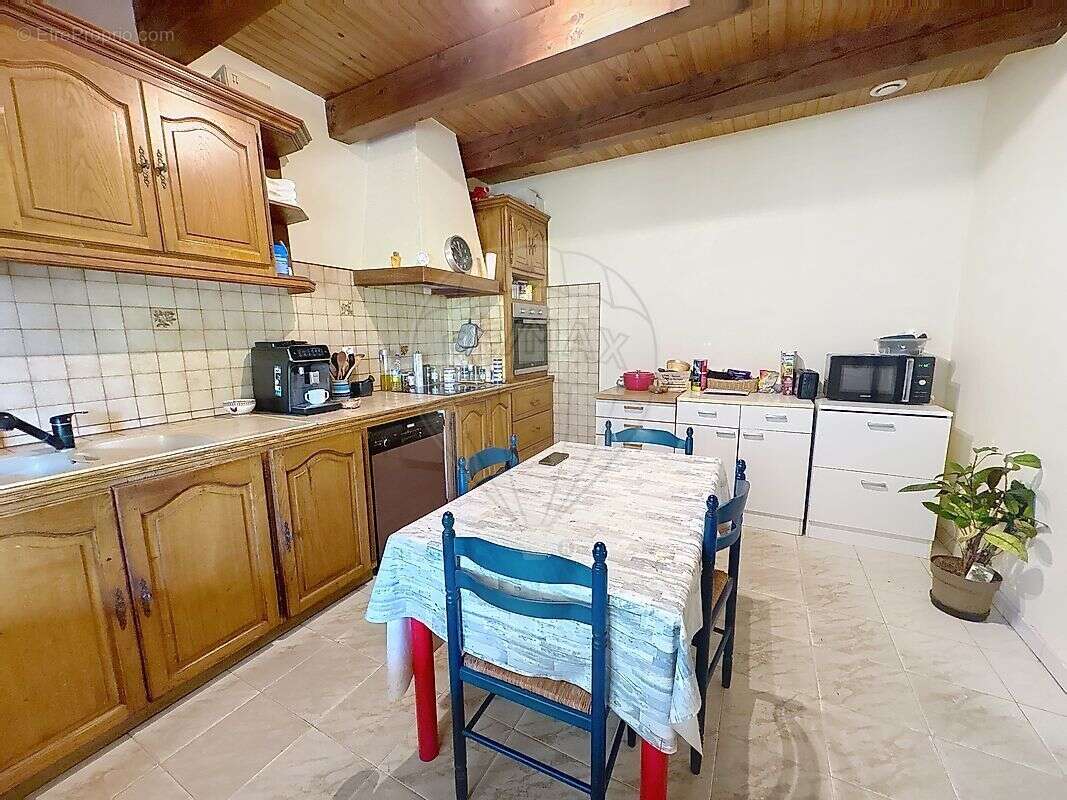 Maison à BOISSET-ET-GAUJAC