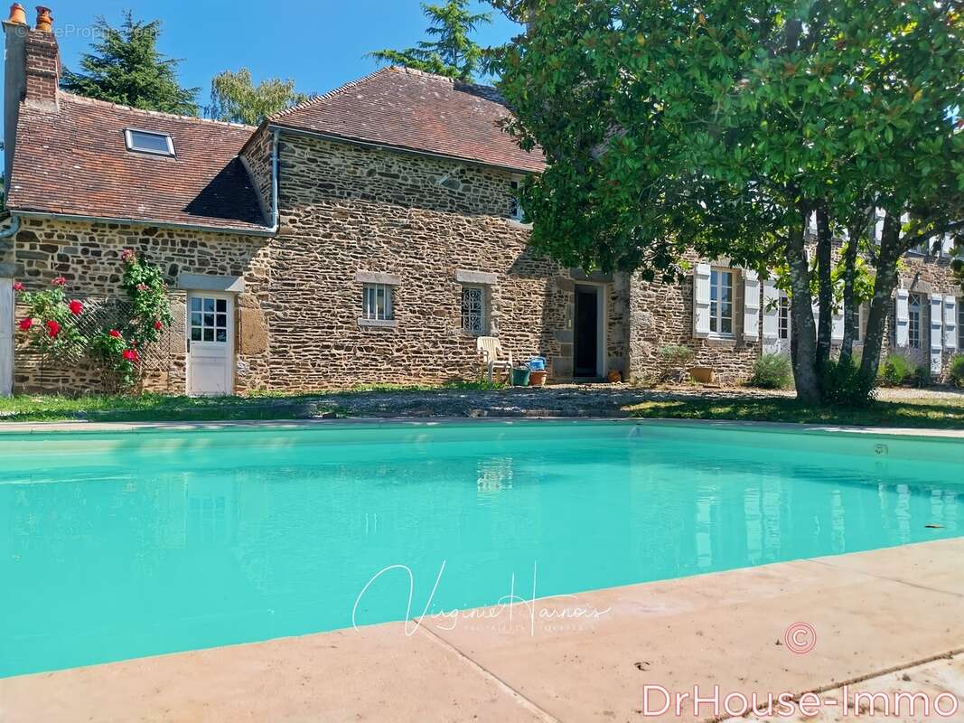 Maison à TESSE-FROULAY