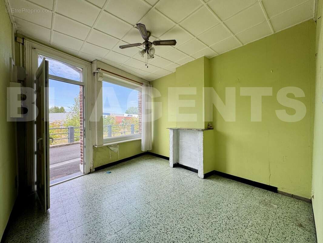 salon 2 - Maison à LENS