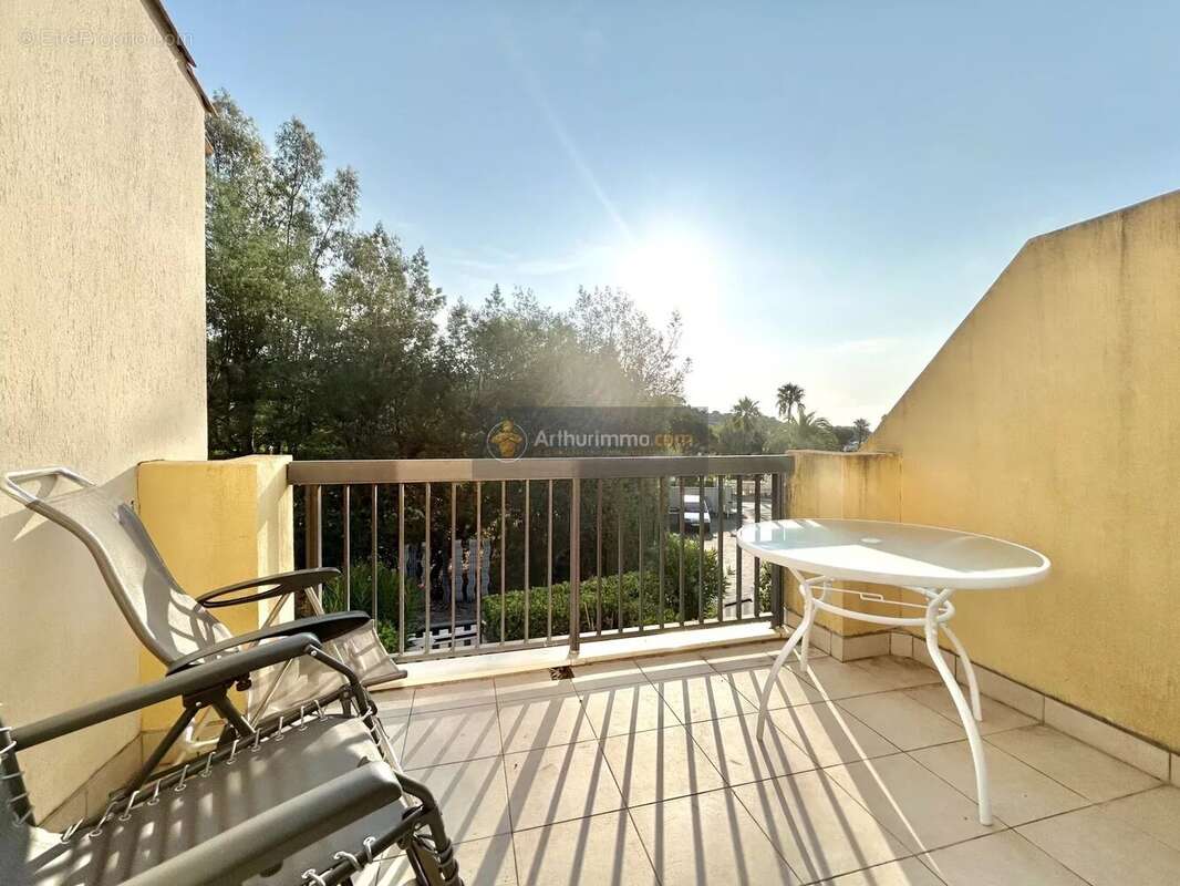 Appartement à LES ISSAMBRES