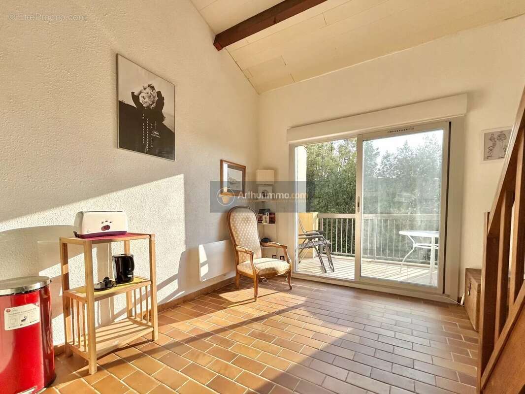 Appartement à LES ISSAMBRES