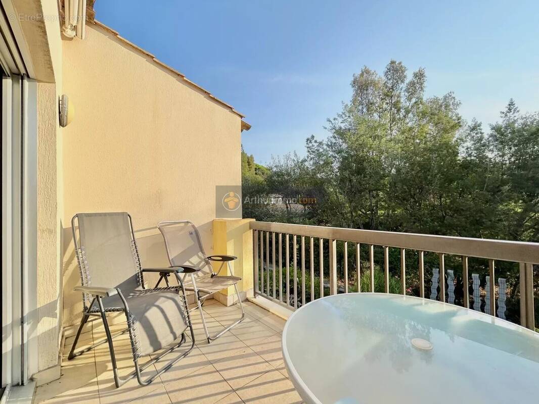 Appartement à LES ISSAMBRES