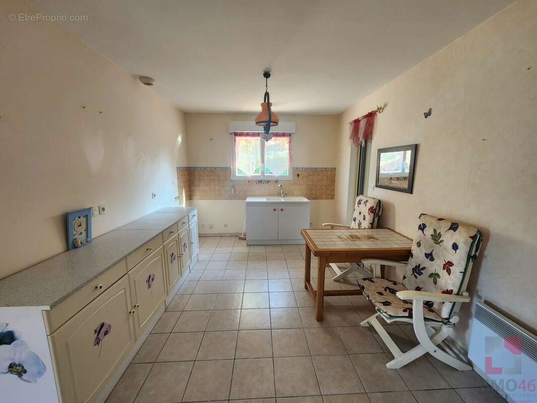 Maison à PUY-L&#039;EVEQUE