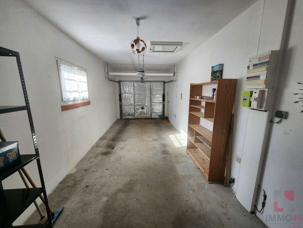 Maison à PUY-L&#039;EVEQUE