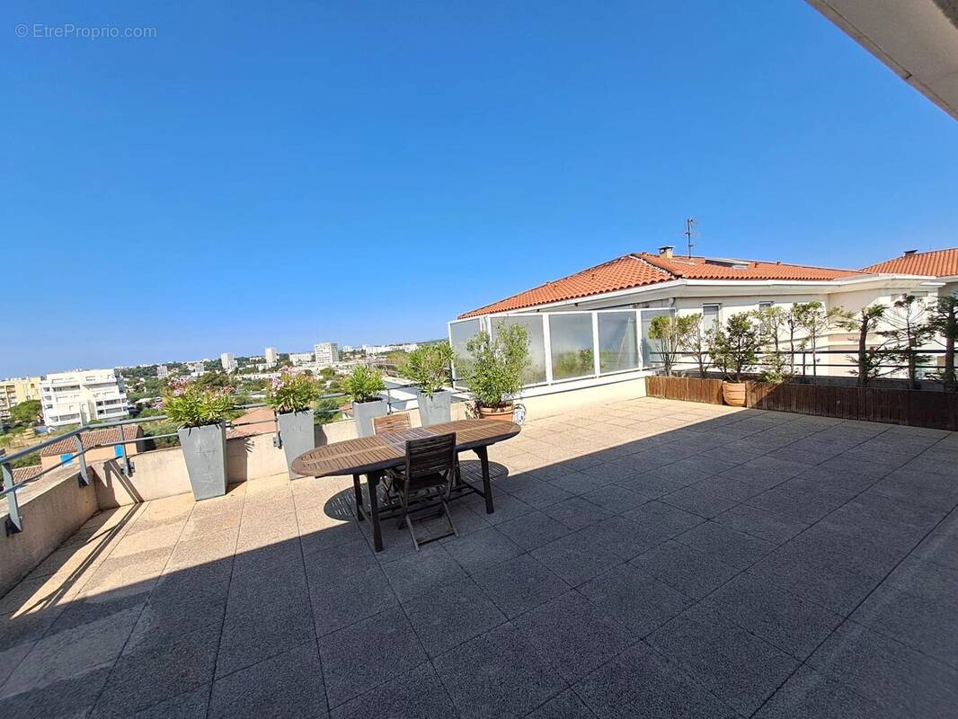 Appartement à MARSEILLE-13E