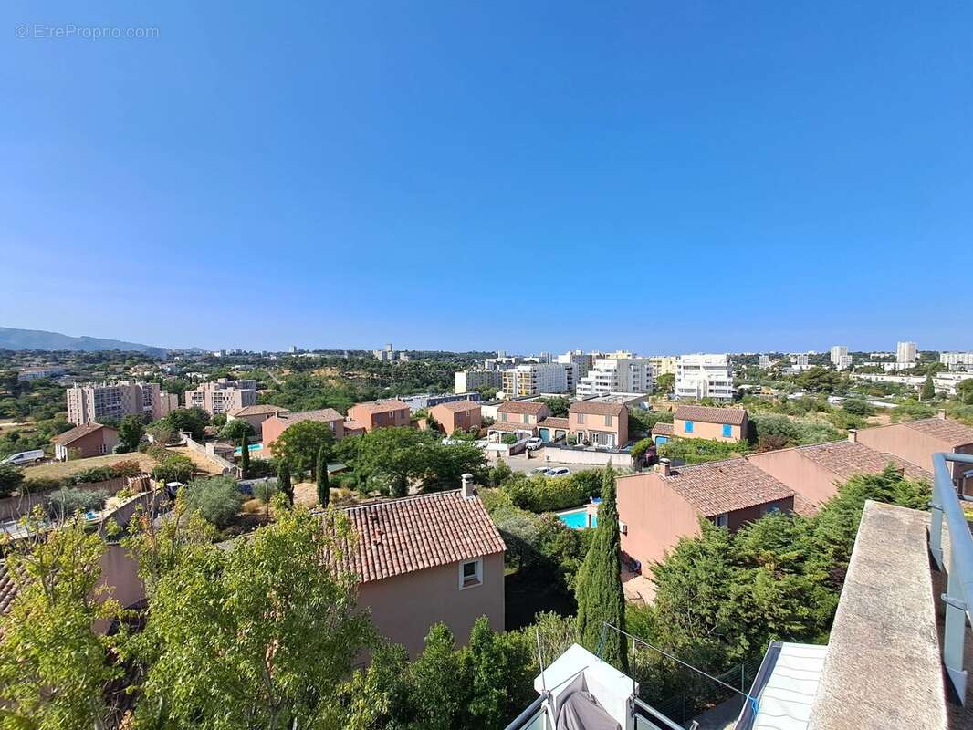 Appartement à MARSEILLE-13E